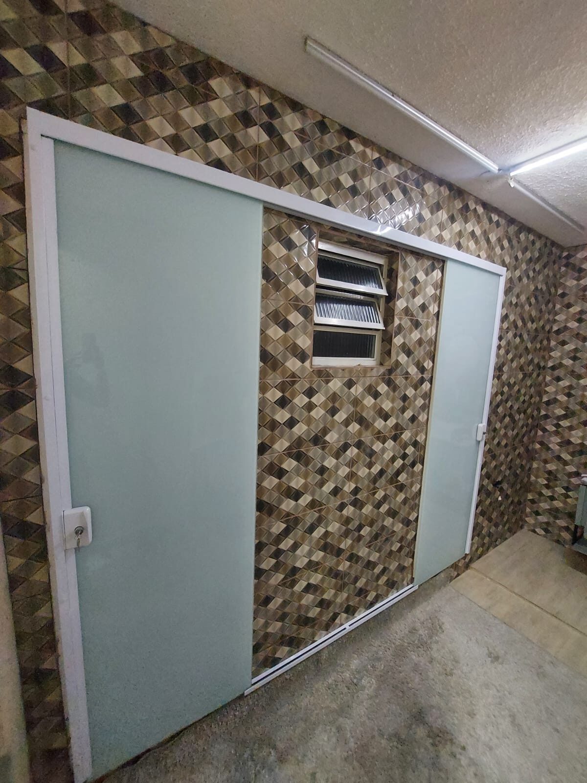 Portas e Divisórias de Vidro